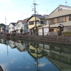 冬疎水 流れ静かの リフレクション