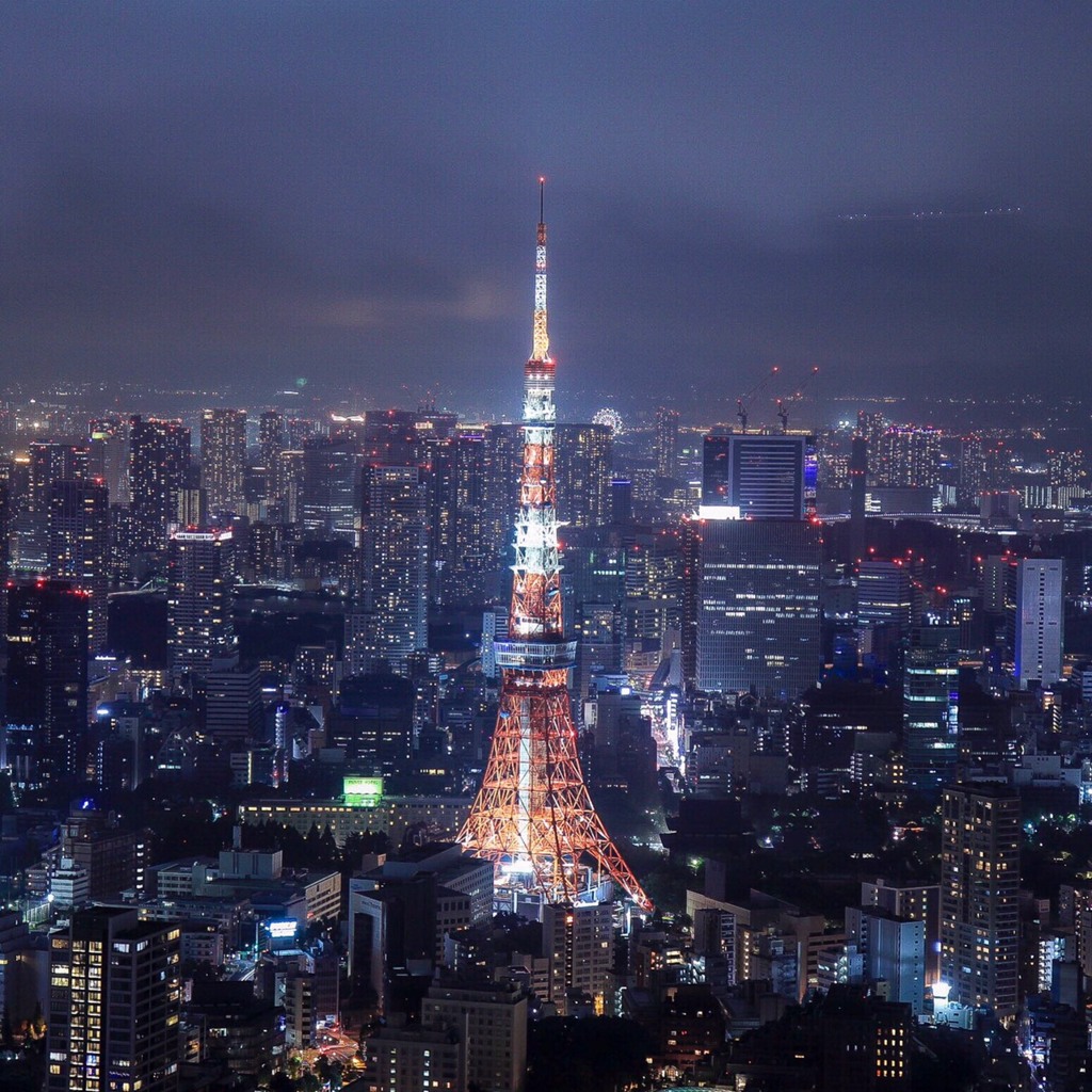 六本木ヒルズ展望台スカイデッキからみた東京タワー