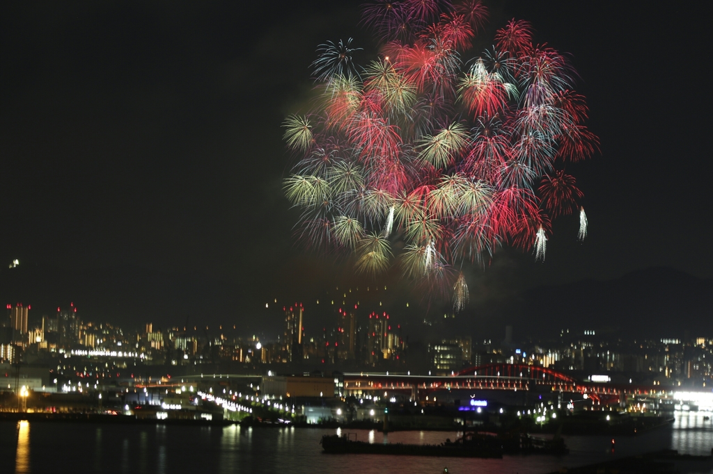 みなと神戸海上花火大会