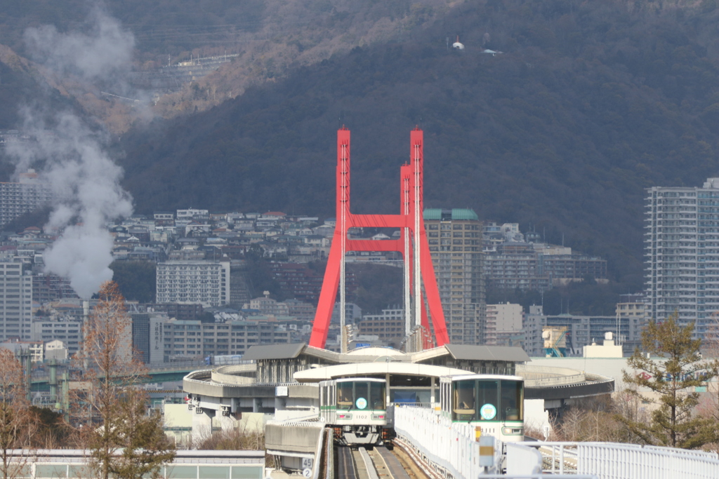 六甲ライナー