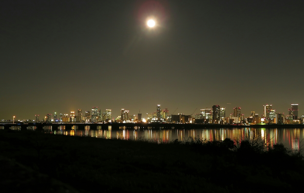 大阪の街の夜景