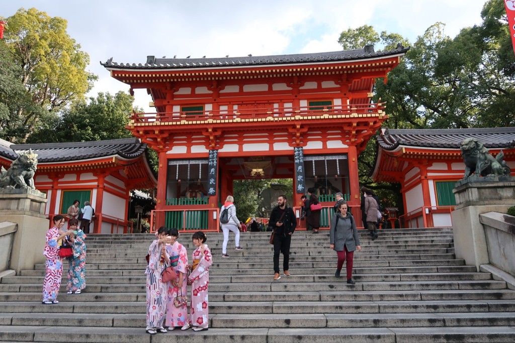 八坂神社 参道