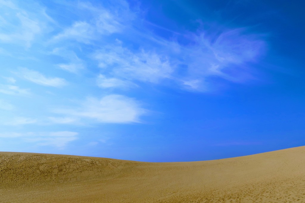 SAND BEIGE