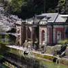 佇む洋館