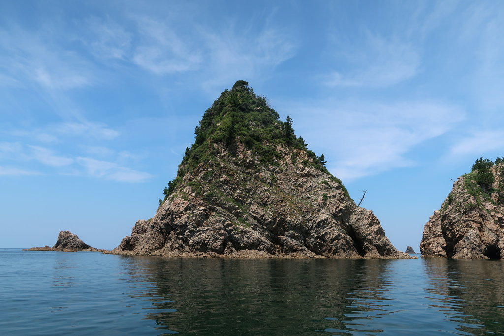 岩の島