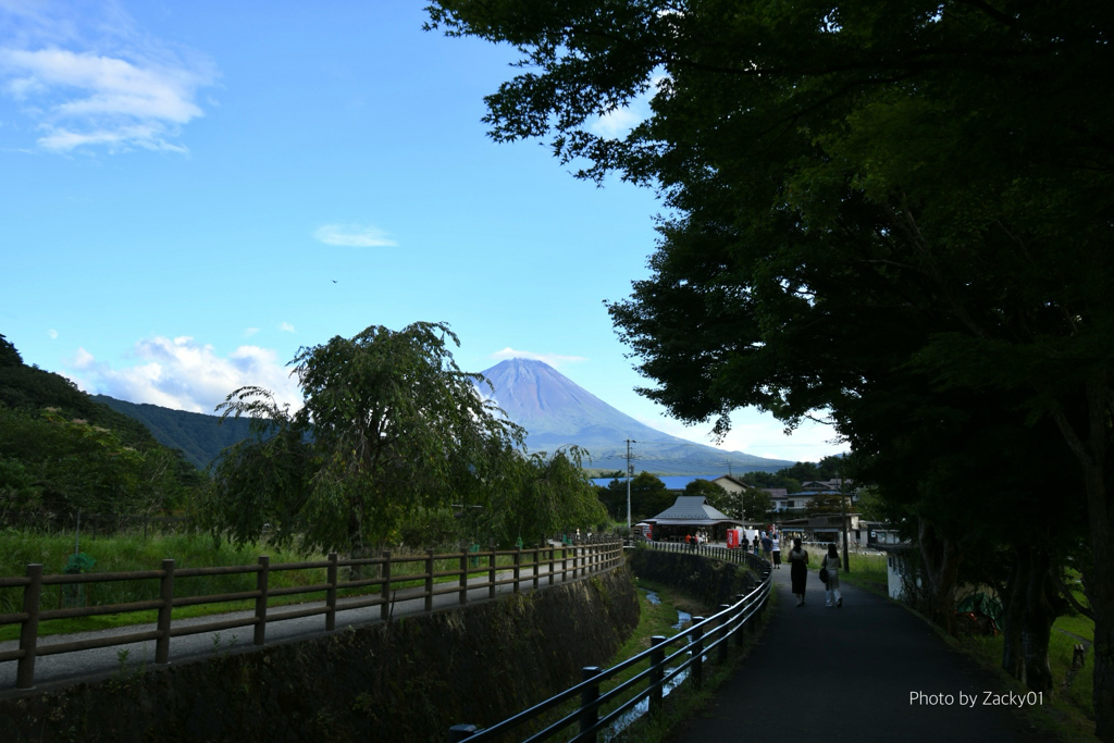 西湖に注ぐ川