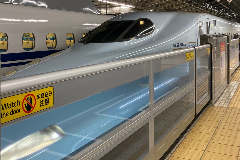 九州新幹線と新型ホームドア