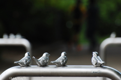 Metallic bird