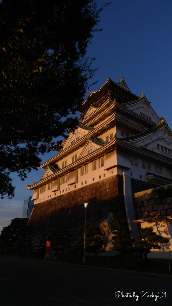逢魔時に浮かぶ