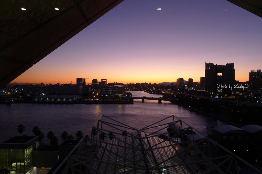 Sunset seen from Big Sight