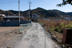 路地　未舗装