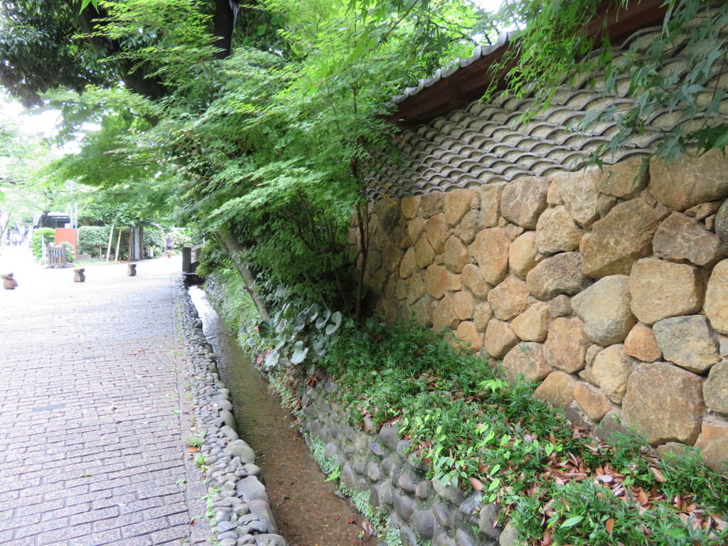 塀