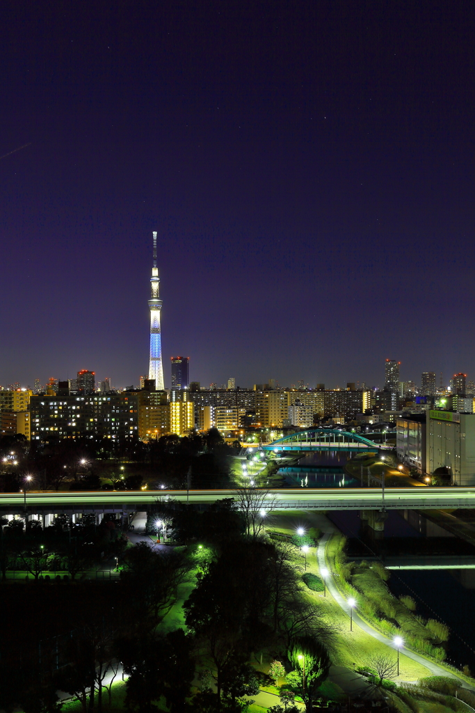 夜のスカイツリー３