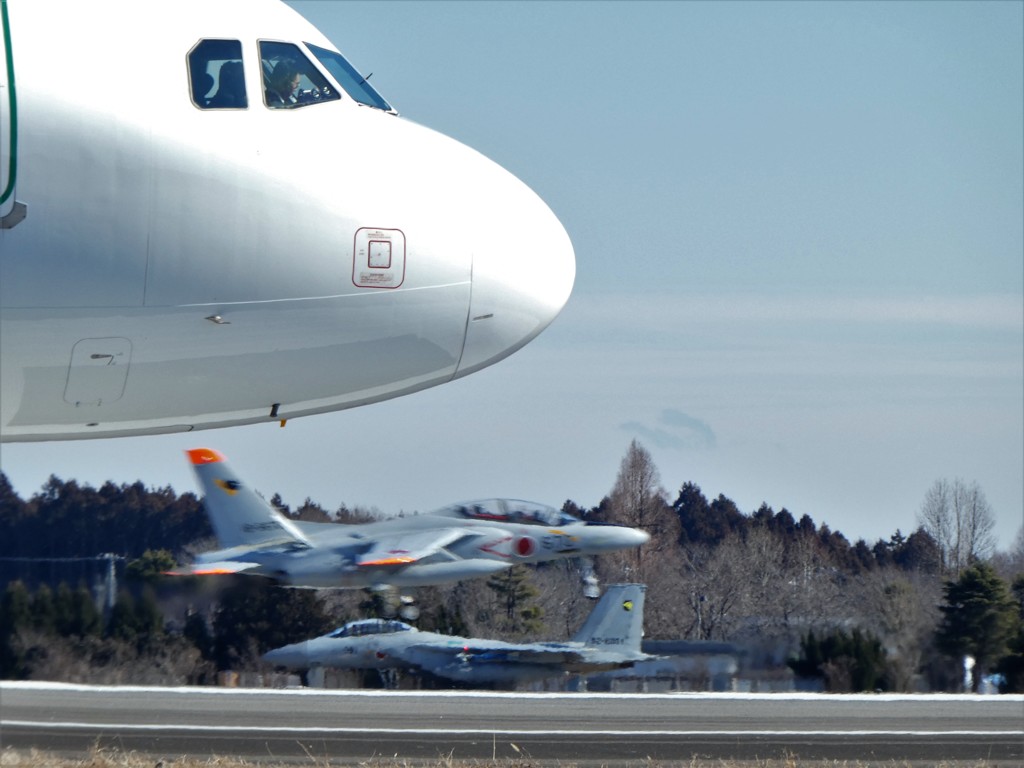 A320　T-4　F-15のコラボ