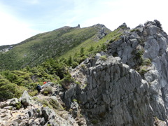 金峰山山頂までの稜線