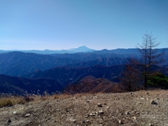 鷹ノ巣山山頂にて