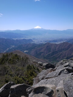 岩場からの富士山