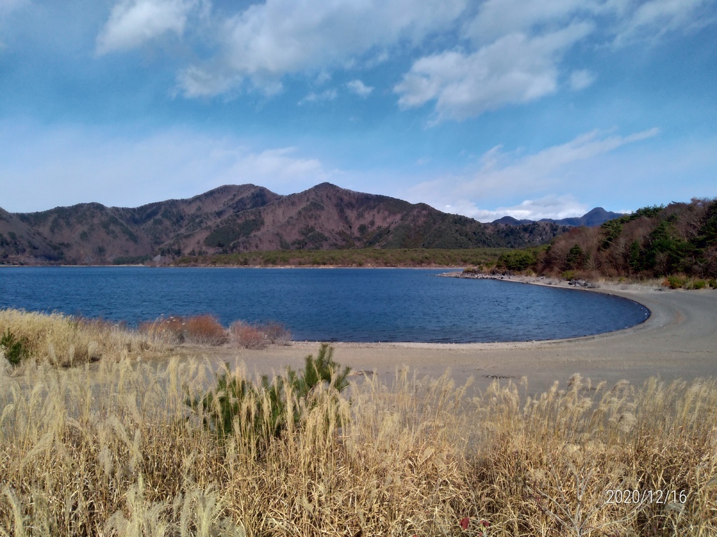 下山後の本栖湖