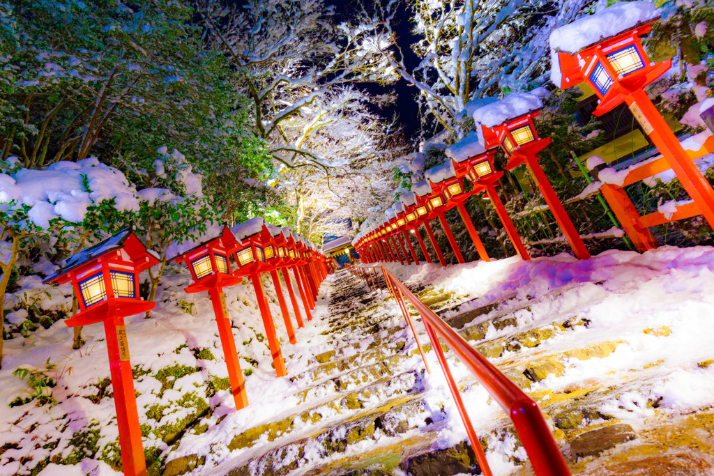 貴船神社の積雪限定ライトアップ5