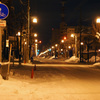 夜明け前の雪小路