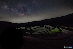 棚田の夜空