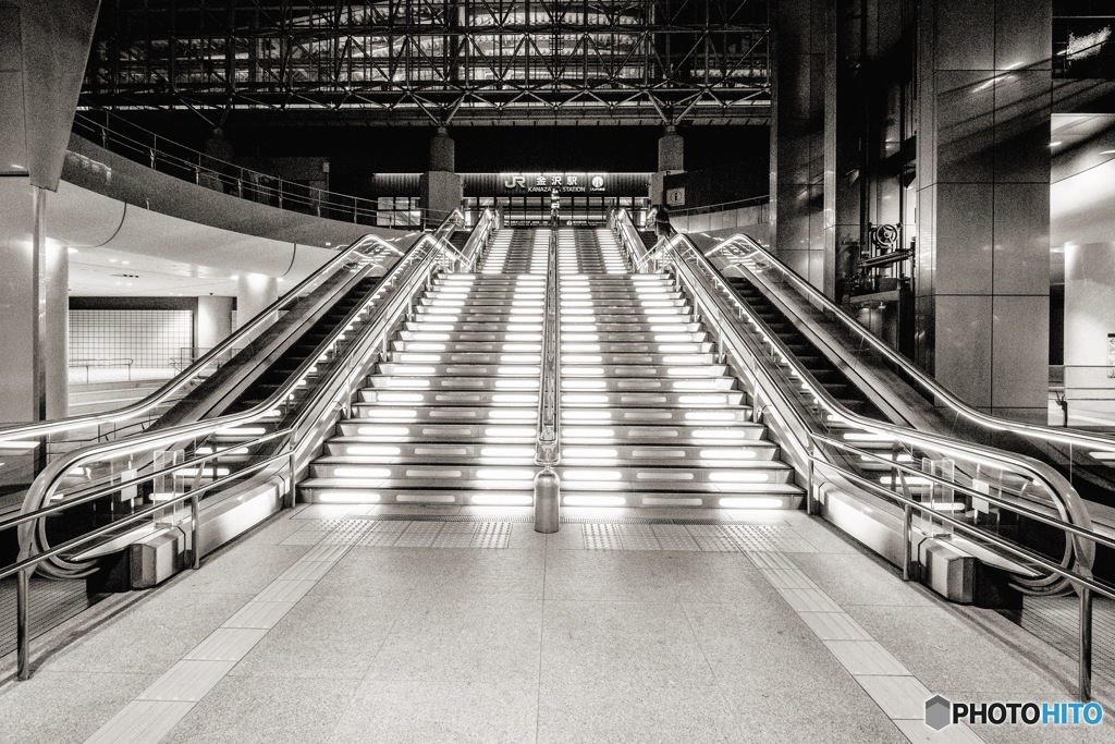 金沢駅 エスカレーター