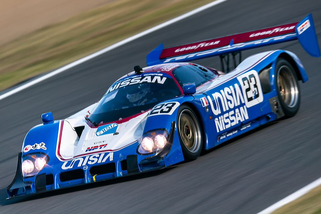 NISSAN R90CK