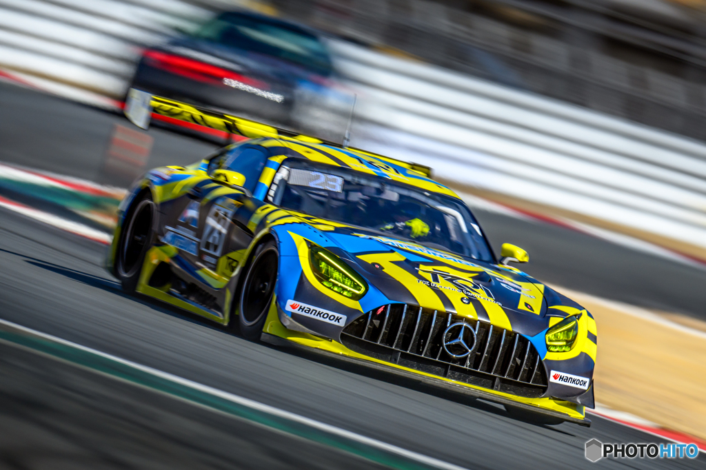 TKRI AMG GT3