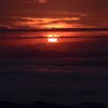 雲海に浮かぶ朝日