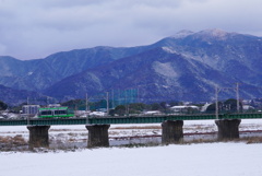 雪の福智山