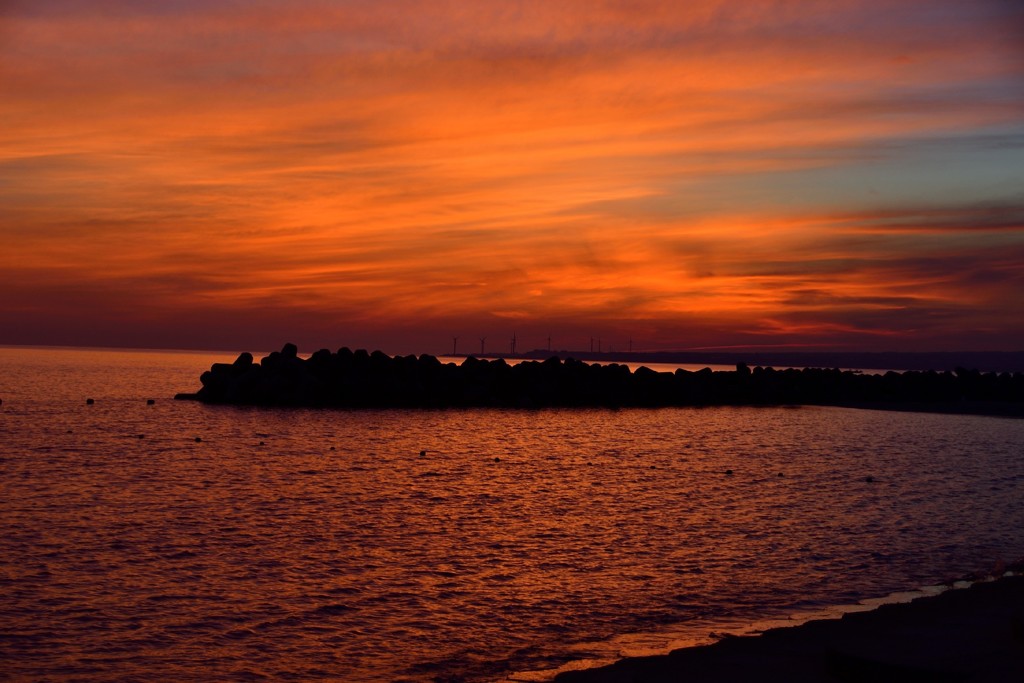 朝焼けと祈り。
