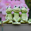 蛙の置物　９