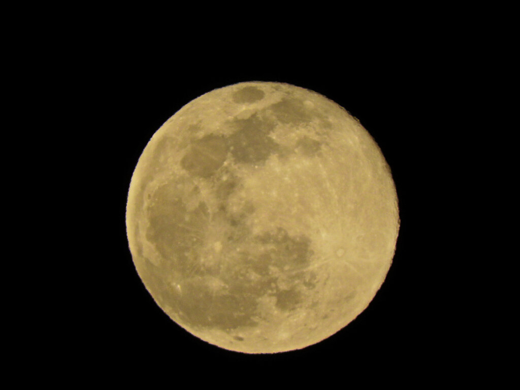 今宵のお月様　2022:01:18 18:42:06