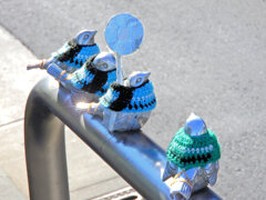 北風ピューピュー　服を着せて貰ったチュン⌒(ё)⌒　３