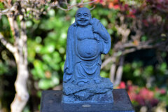 近所のお寺の参道にて・・・１６