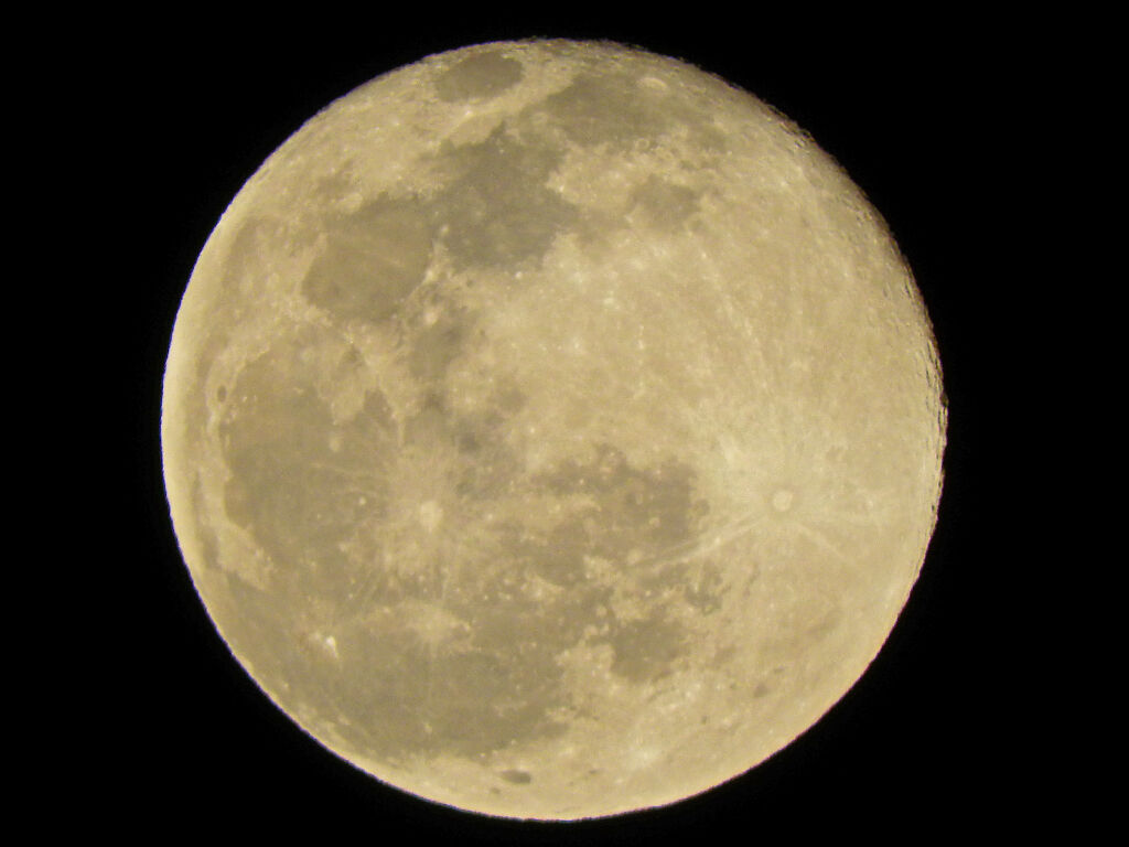 今宵のお月様　2022:02:17 19:56:11　スノームーン