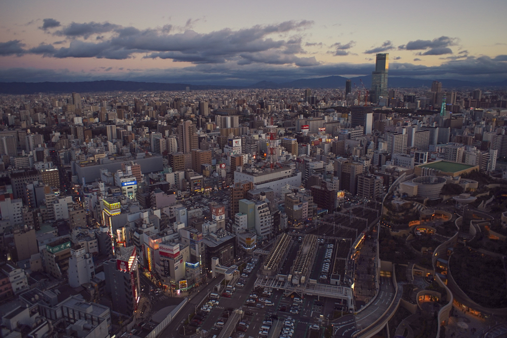 難波の夕景