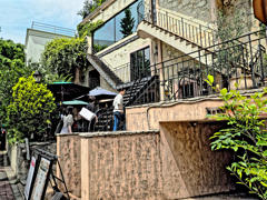 プラチナ通り界隈　２