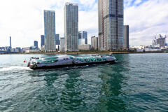 水上バスの風景