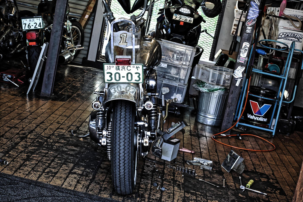 バイク屋さん