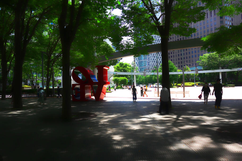 「愛」の表と裏