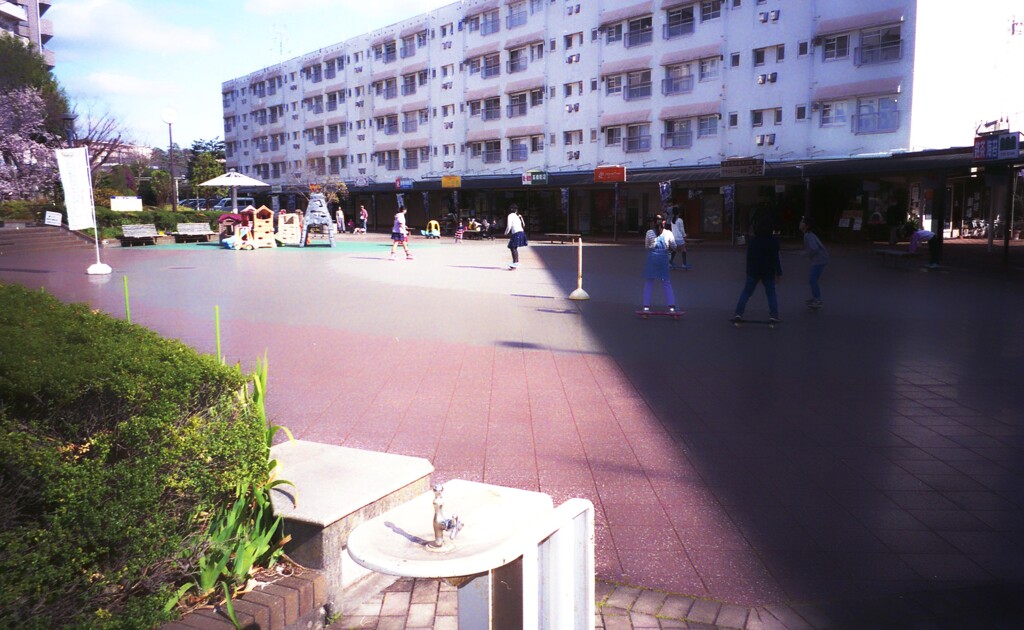 或　住宅団地