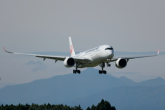 鹿児島空港５０周年  エアバスA350初飛来