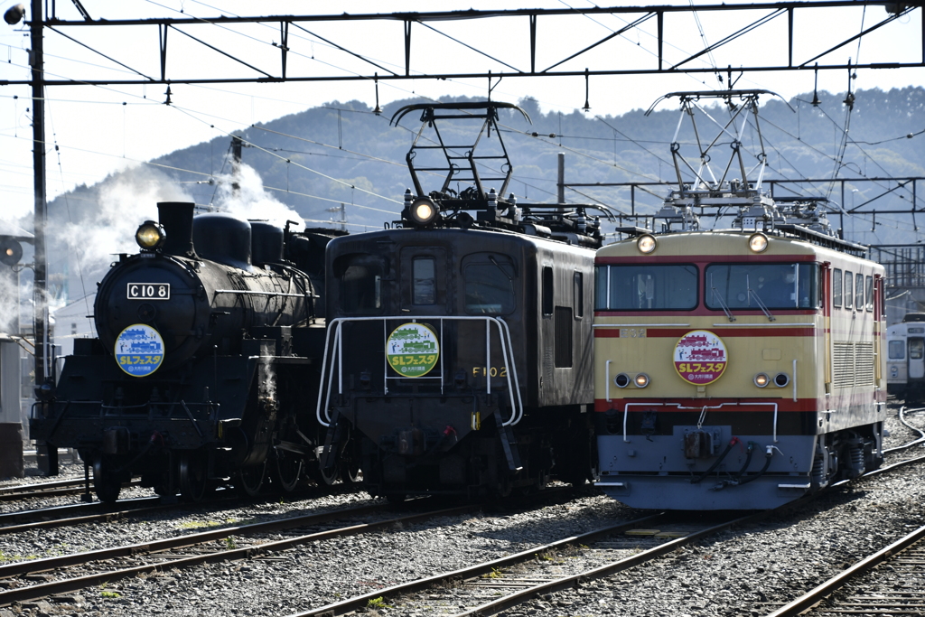 25B4747F-E13F-4DB0-A09B-1C5ECE53AF75