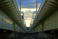 小田急線高架下