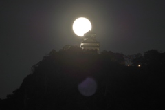 岐阜城と月