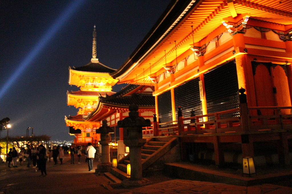 清水寺　夜