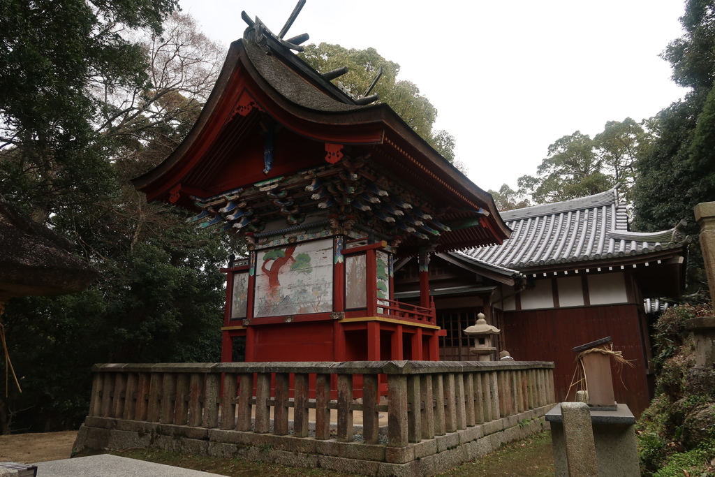 岩上神社