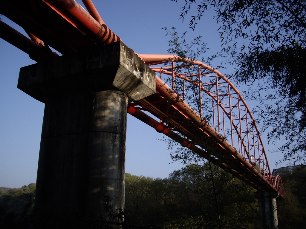 勘八水管橋