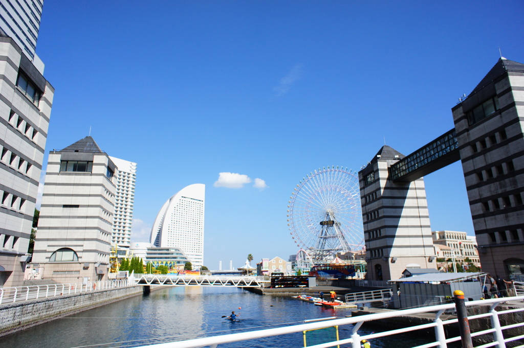 横浜